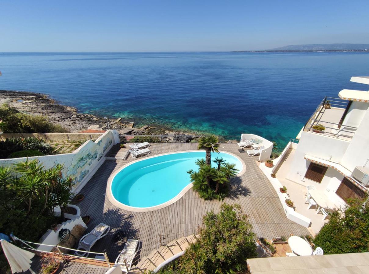 La Rosa Sul Mare Aparthotel Syrakusa Exteriör bild