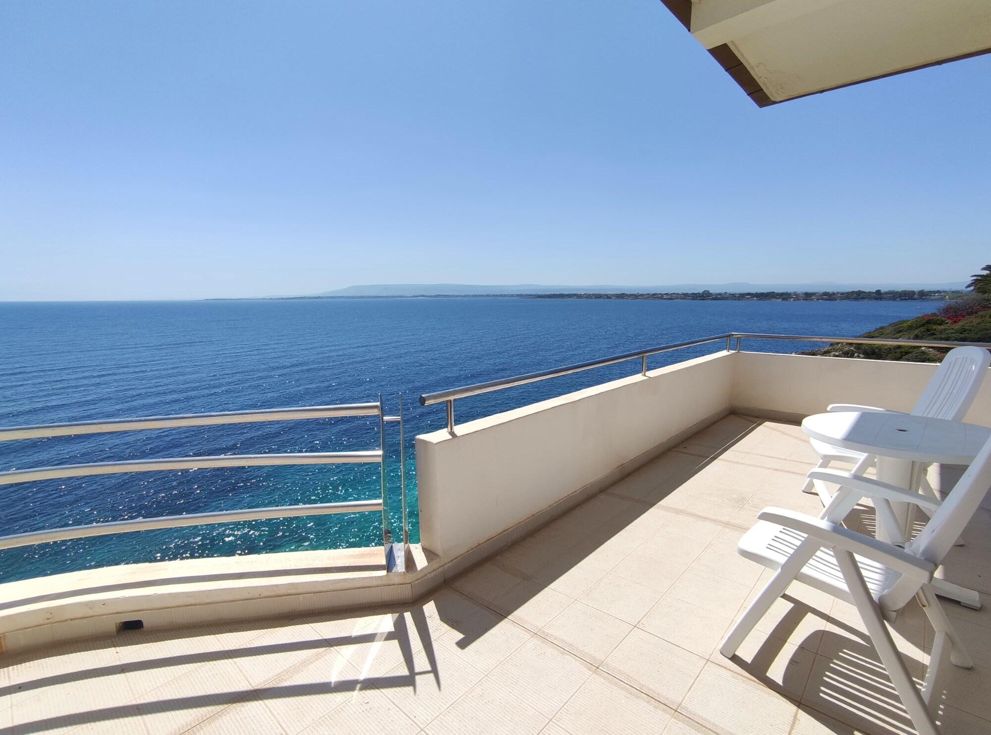 La Rosa Sul Mare Aparthotel Syrakusa Exteriör bild