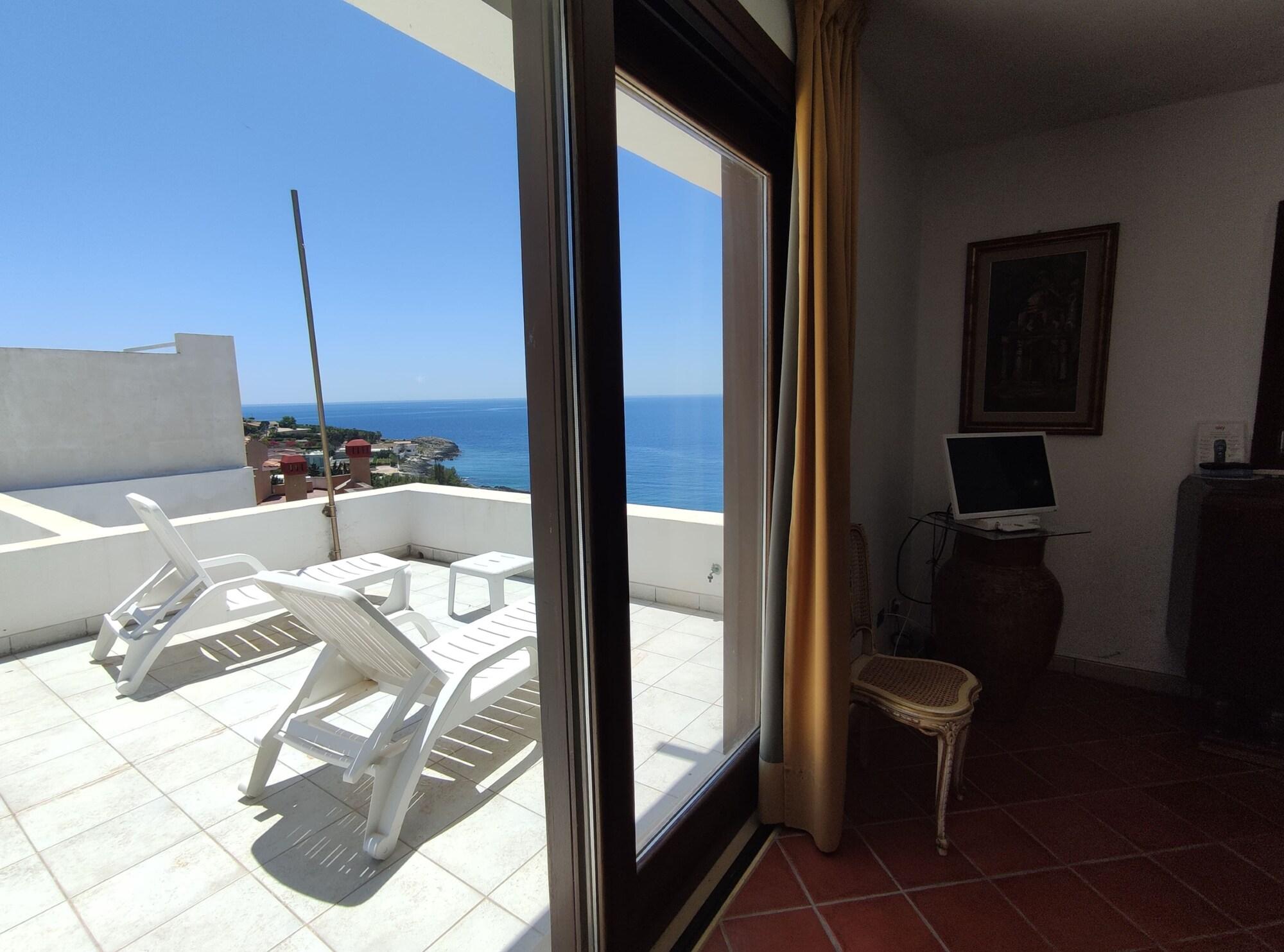 La Rosa Sul Mare Aparthotel Syrakusa Exteriör bild