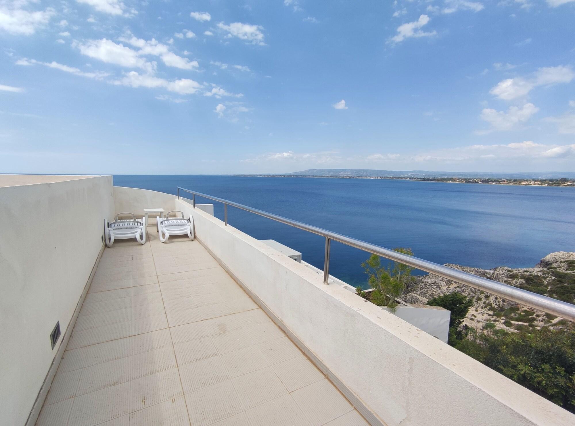 La Rosa Sul Mare Aparthotel Syrakusa Exteriör bild