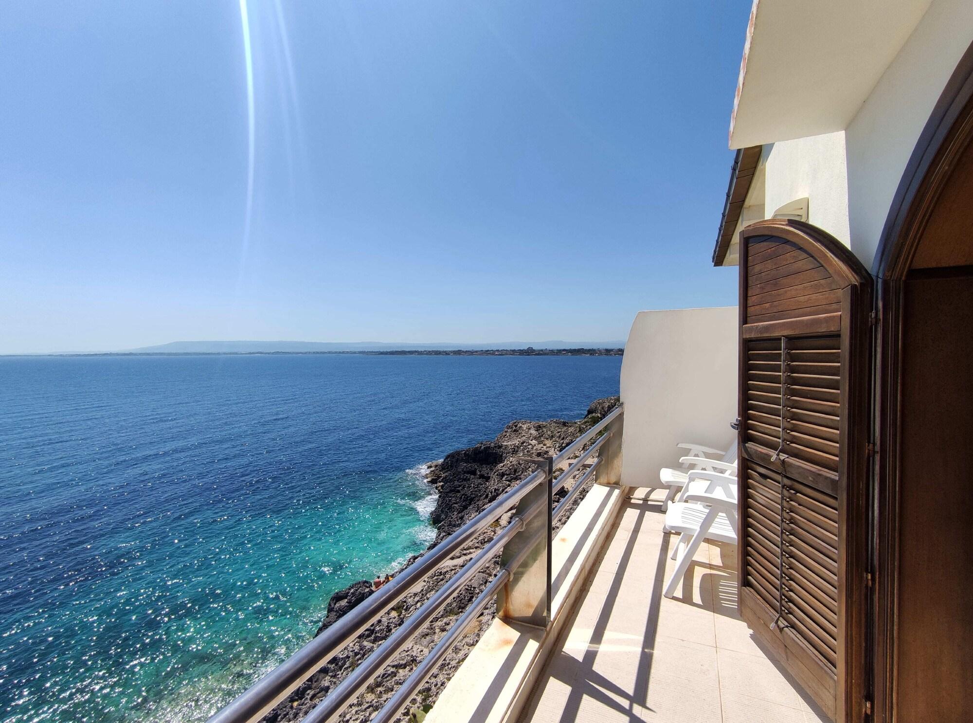La Rosa Sul Mare Aparthotel Syrakusa Exteriör bild
